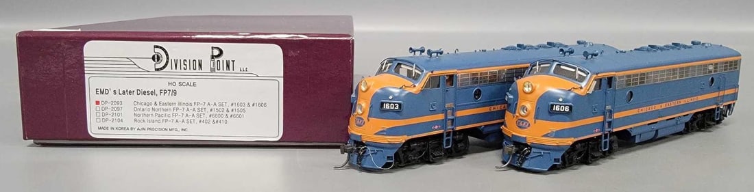Division Point HO brass Chicago and Eastern Illinois EMD FP7/9 in OB (1 of 9)