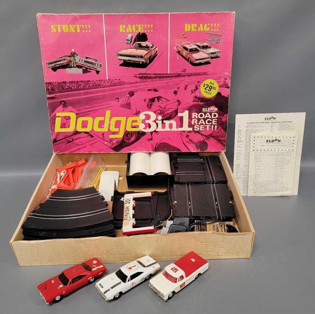 Eldon  1/32 Dodge 3 in 1 slot car set in box (1 of 14)