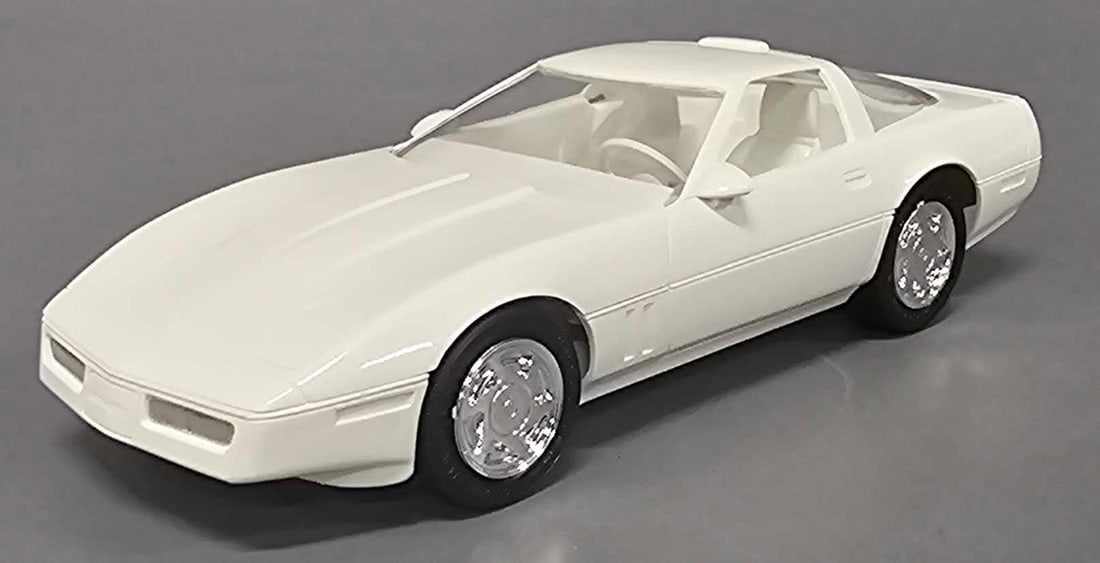 Rare AMT Ertl 1989 White Chevy Corvette ZR-1 dealer promo car: Rare AMT Ertl 1989 White Chevy Corvette ZR-1 dealer promo car. The promo car was made but the real deal never made it until 1990. There were very few of these promo cars that actually made it out onto