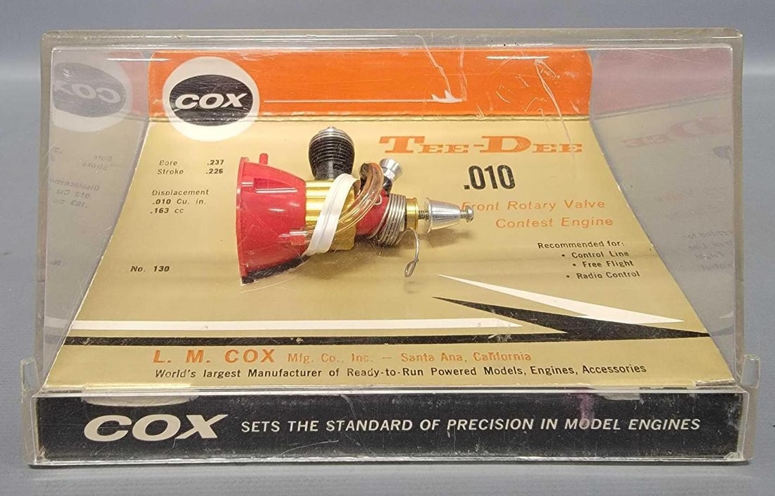 Mint Cox Tee Dee .010 front rotary valve contest gas engine in original box 130: Mint Cox Tee Dee .010 front rotary valve contest gas engine in original box, stock number 130. Appears unopened and untouched in an excellent plastic case as seen in the photos.