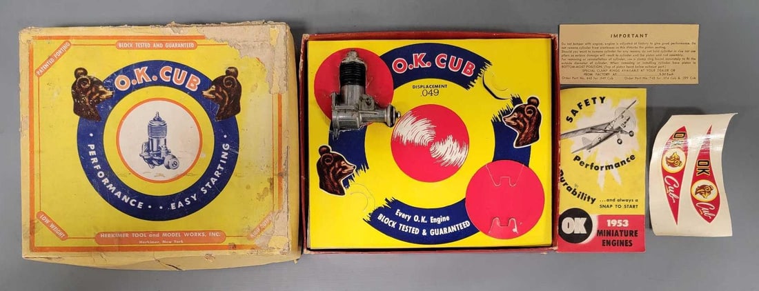 Herkimer O.K. Cub .049 gas engine in original box (1 of 11)