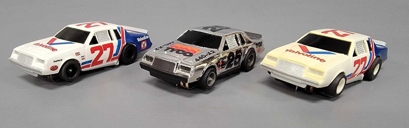 Three Tyco Magnum 440-X2 Buick Regal Grand National stock car HO slot cars (1 of 7)