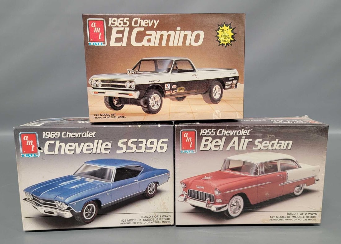 Three mint unbuilt AMT Ertl Chevrolet 1/25 scale model kits (1 of 10)