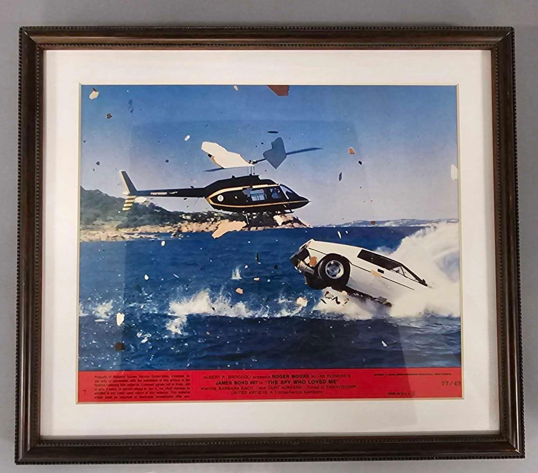 Framed James Bond 007 The Spy Who Loved me lobby card (1 of 4)
