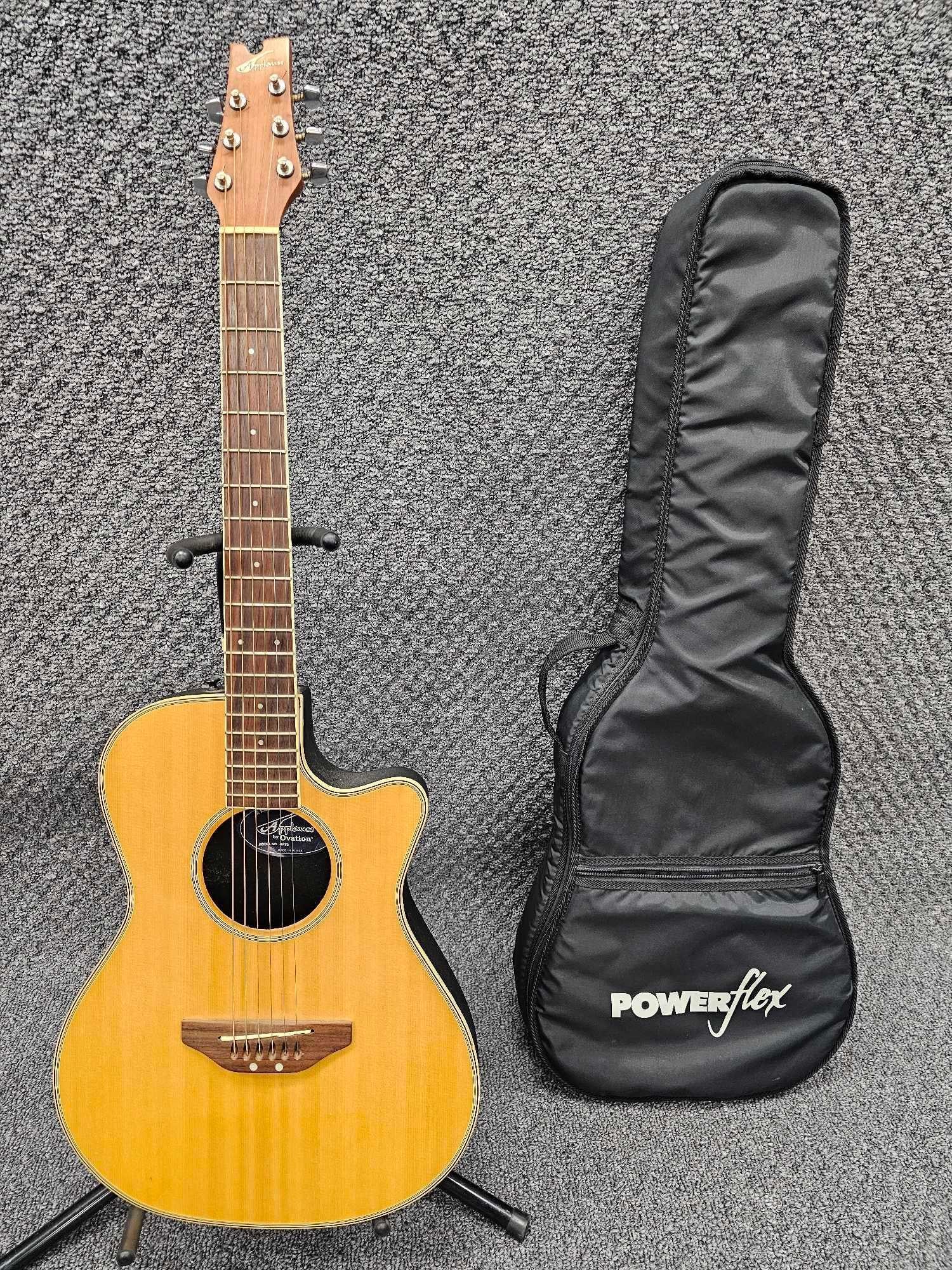 Applause by Ovation acoustic guitar in gig bag (1 of 8)