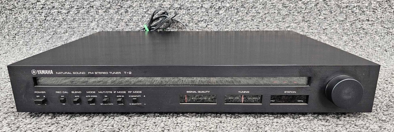 Yamaha T-2 FM stereo tuner hifi stereo equipment (1 of 9)