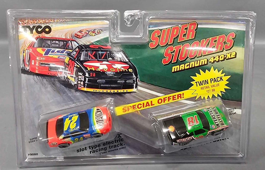 1998 TYCO Super Sound NASCAR 37574 Electric HO Race Set 2