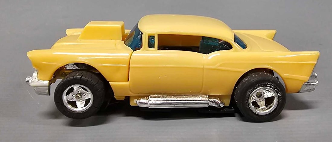 Tyco tilt nose  57 Chevy test shot (1 of 6)