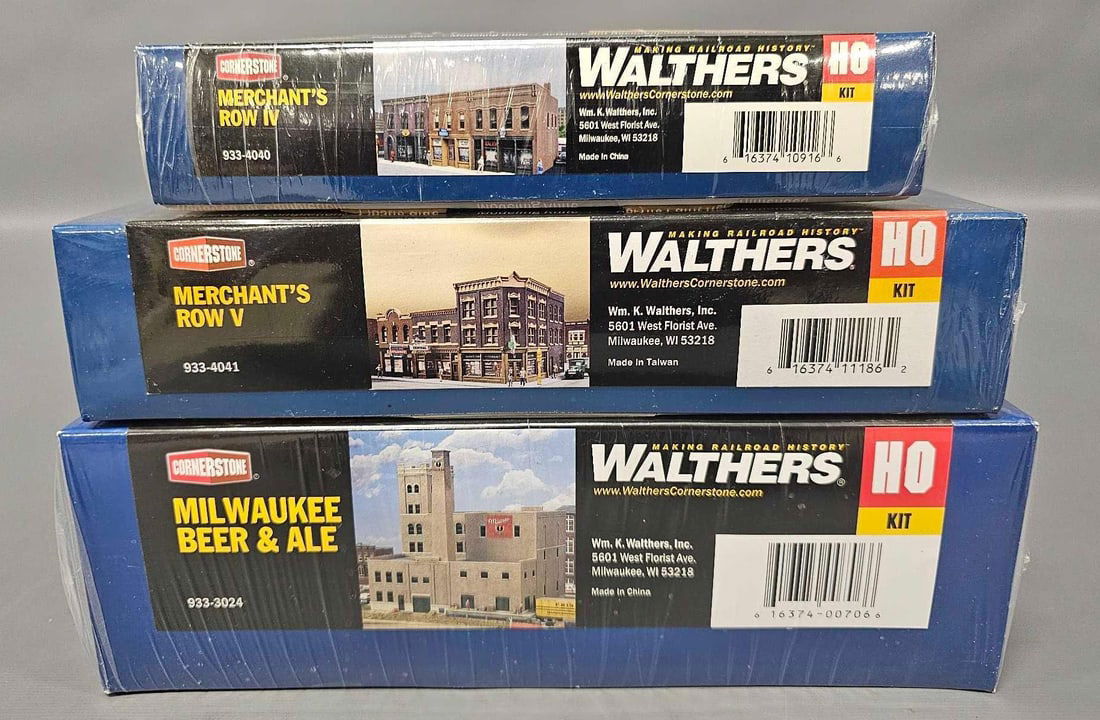 Three factory sealed Walthers Cornerstone HO building kits (1 of 6)