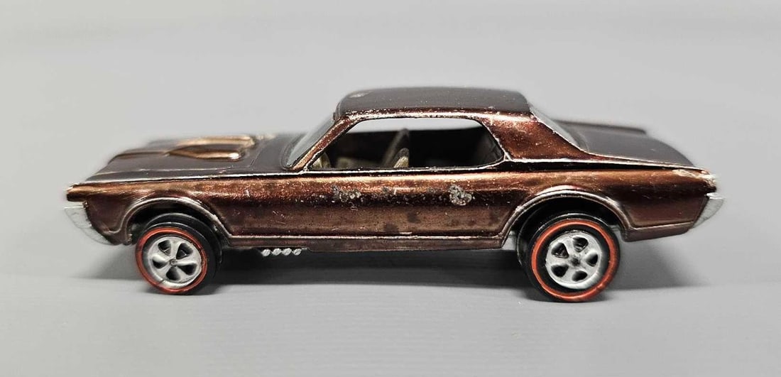 RARE Redline Hot Wheels US brown Custom Cougar with brown interior: RARE Redline Hot Wheels US brown Custom Cougar with brown interior, car is very clean but has some pain loss on the roof and drivers side but has a very shiny base and very nice capped wheels all the