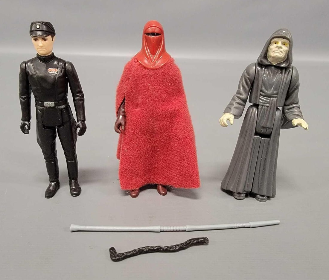 Three Vintage Kenner Star Wars Imperial figures: Three Vintage Kenner Star Wars Imperial figures to include a high grade Emperors Guard with staff marked Taiwan, Emperor marked LFL 1984 and an Imperial Commander with paint missing from the brim of h
