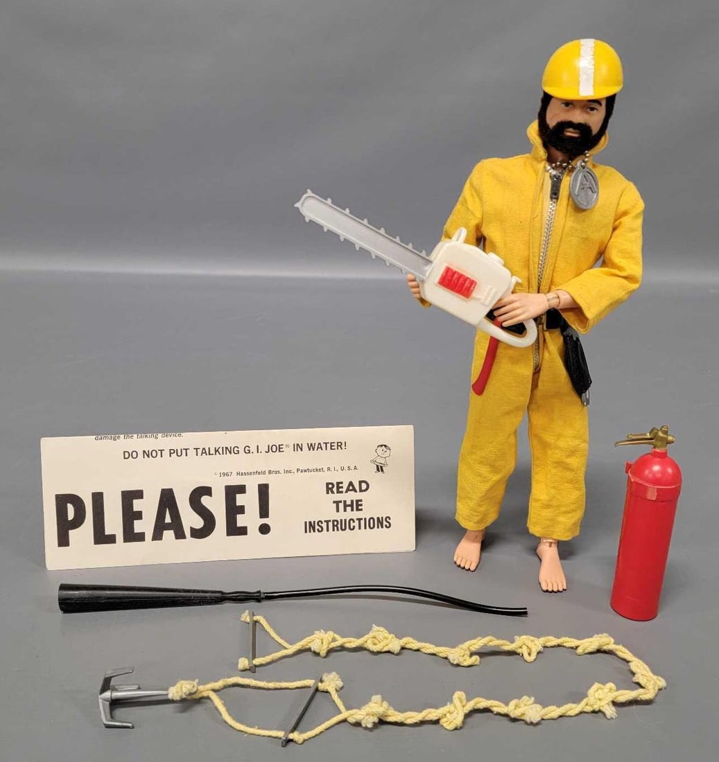 Hasbro GI Joe Adventure Team Talking Commander in Smoke Jumper outfit: Hasbro GI Joe Adventure Team Talking Commander in Smoke Jumper outfit. The figure is in very good to excellent condition and talks perfectly but has a couple cracks. The outfit is in very good conditi