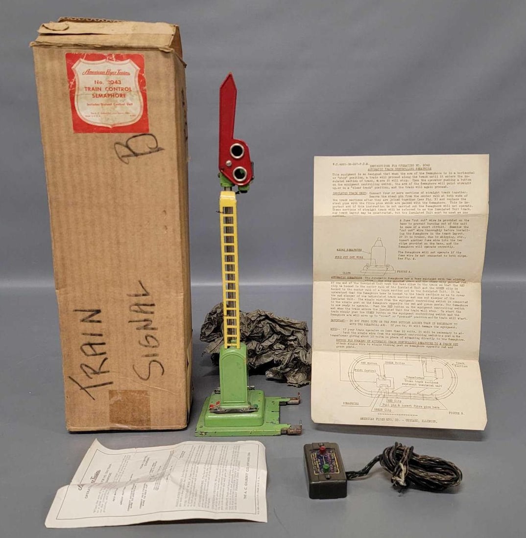 American Flyer prewar 2043 train control semaphore in original box (1 of 10)