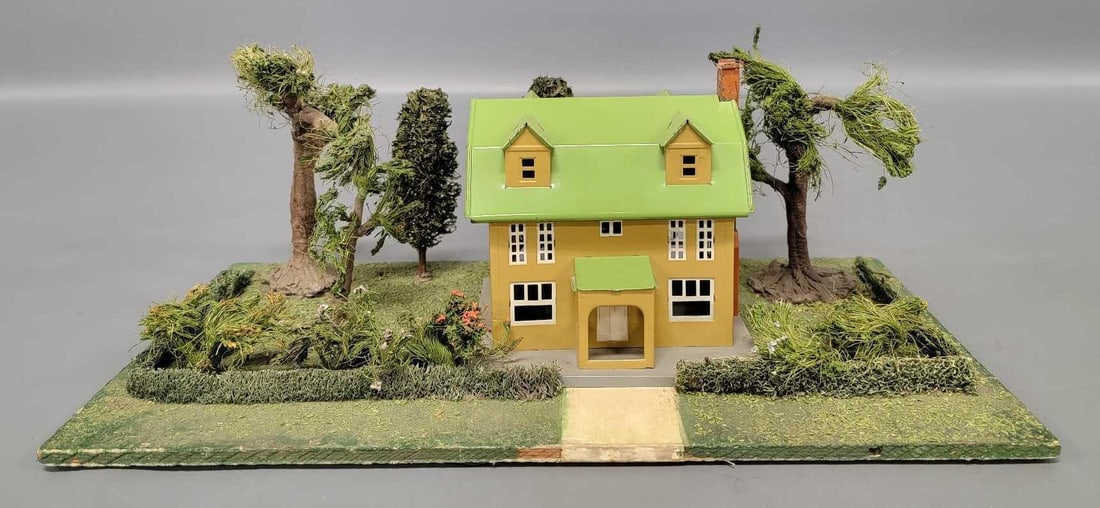 Lionel prewar 912 illuminated home plot (1 of 6)