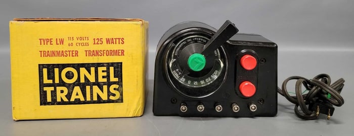 Postwar Lionel LW transformer in original box tested and working