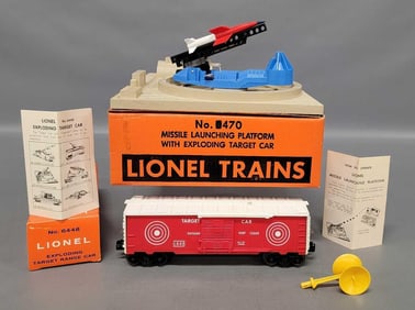 Mint Postwar Lionel 470 Missile Launching Platform with Exploding Target Car accessory in OB