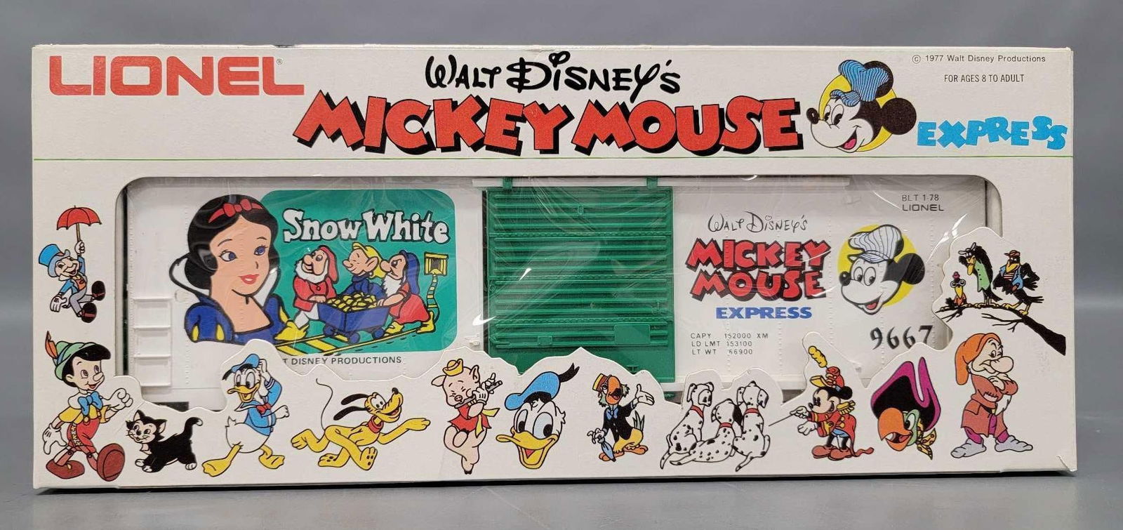 Mint Lionel Mickey Mouse Express Snow White box car in original box 9667 (1 of 4)