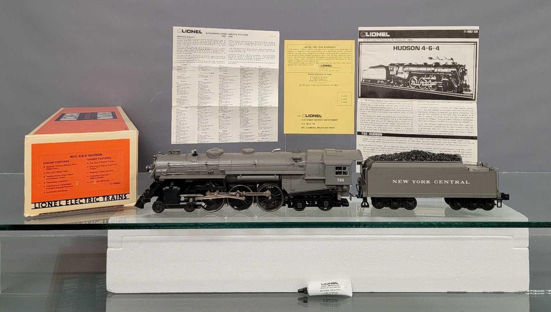 Mint Lionel modern O 785 New York Central Hudson steam locomotive in original box 18002 (1 of 10)