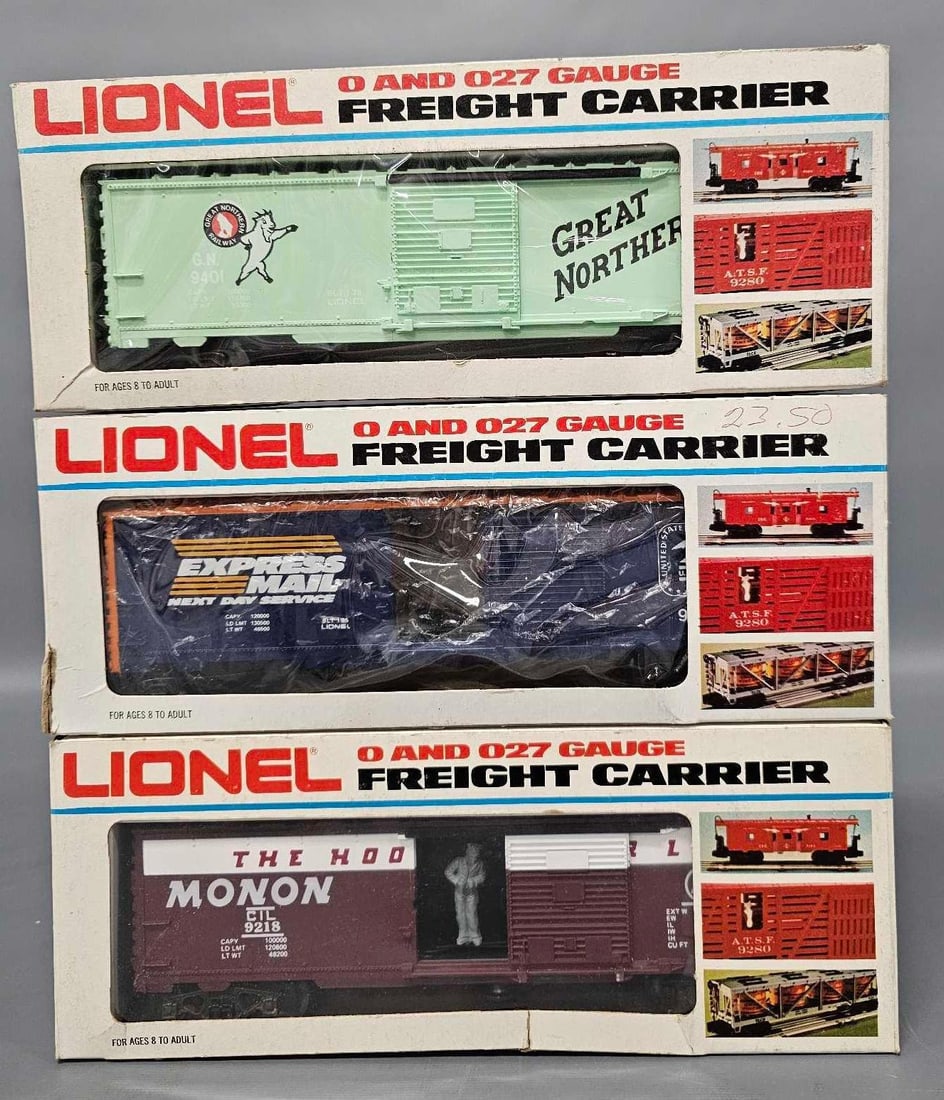 Three Lionel modern O box cars in original boxes (1 of 2)