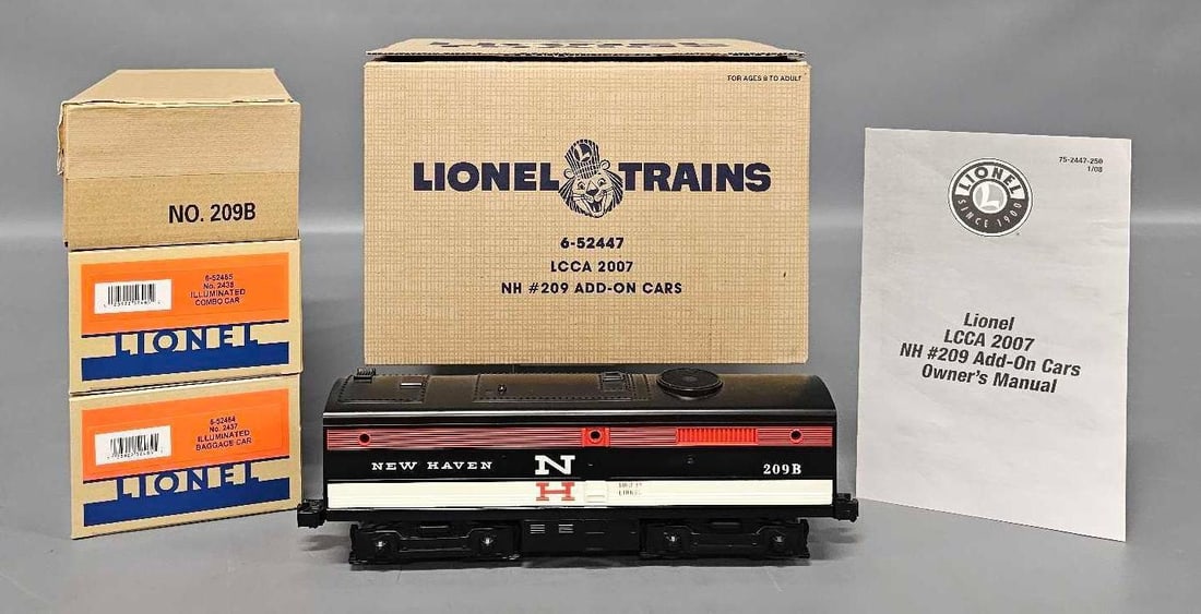 Boxed Lionel modern O LCCA 52447 New Haven diesel add-on passenger set (1 of 11)