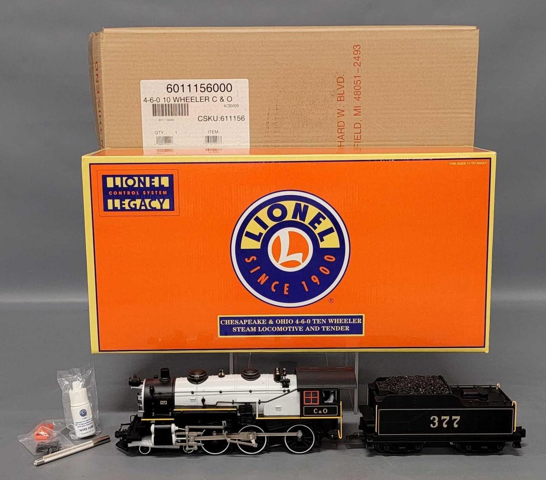 Lionel modern O 11156 Chesapeake and Ohio 4-6-0 ten wheeler steam locomotive in OB (1 of 10)
