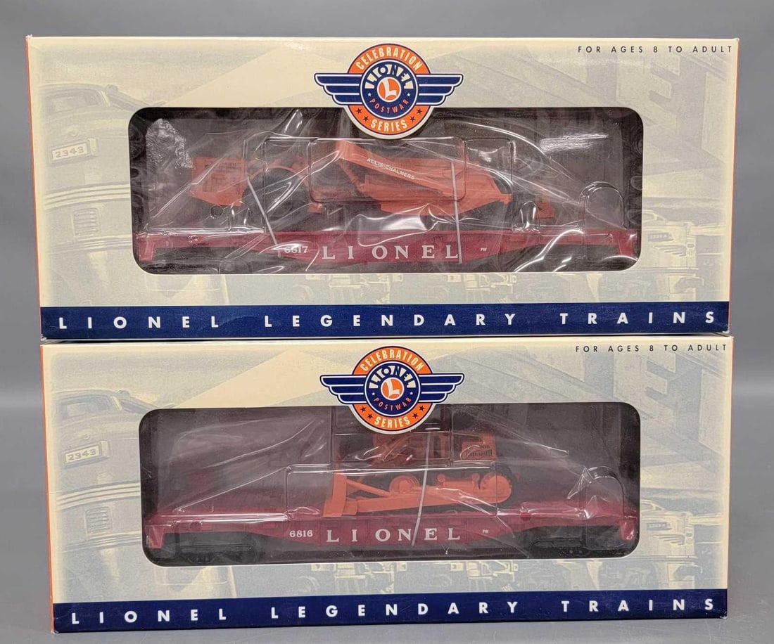Two Lionel modern O flat cars with Allis Chalmers equipment in original boxes (1 of 2)