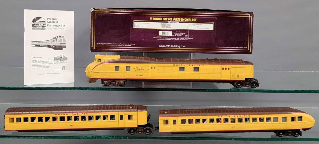 MTH Premier O gauge Union Pacific M10000 diesel passenger set in original box 20-2298-1 (1 of 14)