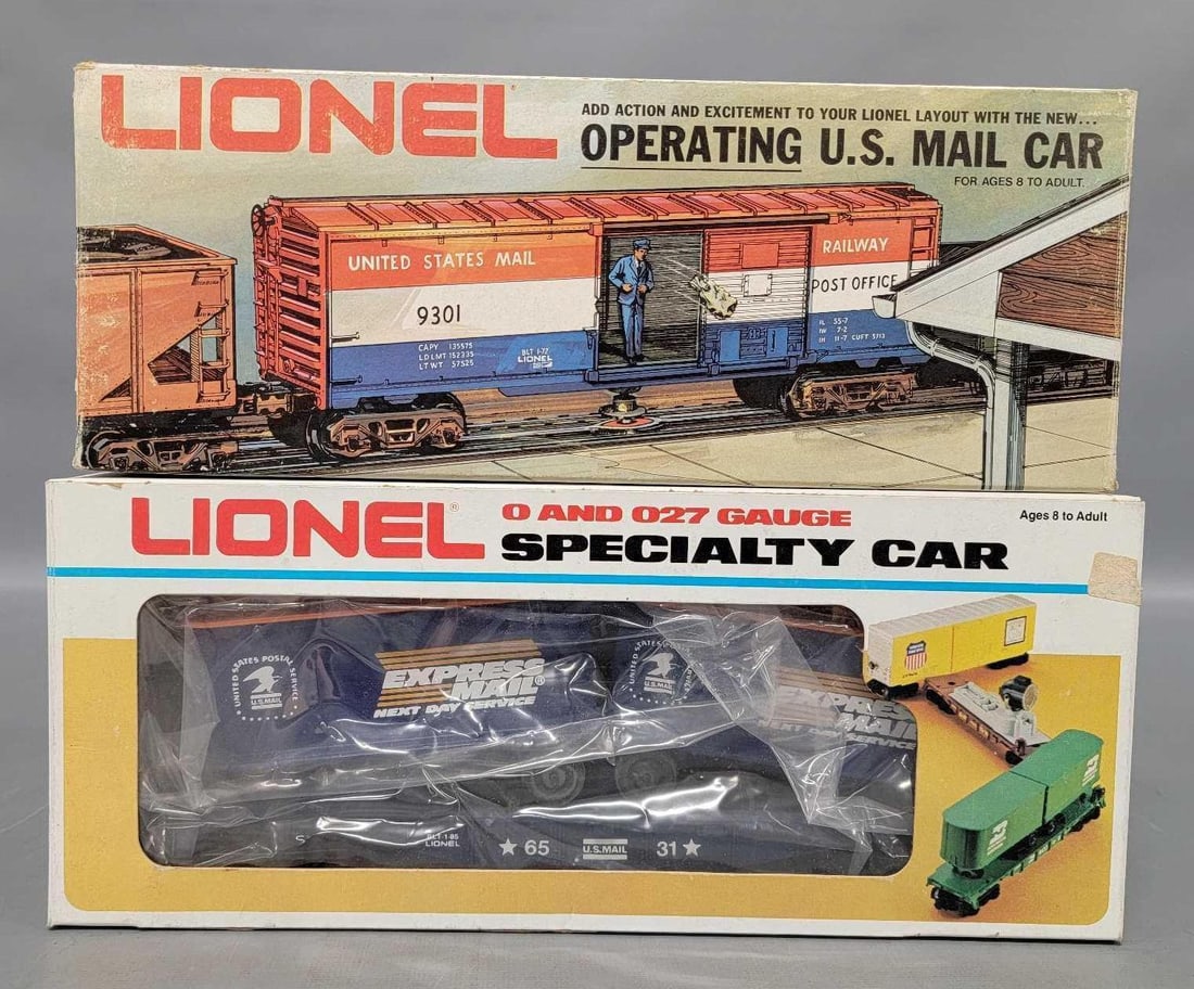 Two Lionel MPC era US Mail cars in original boxes (1 of 4)