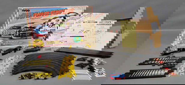 Tyco Super Stockers Electric Racing Slot Car Set