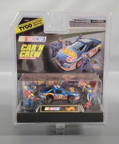 TYCO NASCAR Car'N Crew Hot Wheels Pit Crew Set #33569