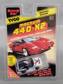 Tyco Magnum 440-X2 Electric Racing Valvoline #6 Ford Slot Car on blister card