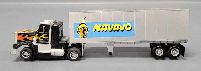 Tyco US 1 Trucking Peterbilt semi tractor slot car with Navajo trailer