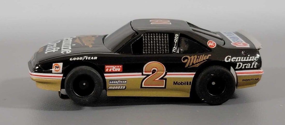 Scarce Tyco #2 Miller Genuine Draft Pontiac Grand Prix HO Slot Car without air dam (1 of 6)