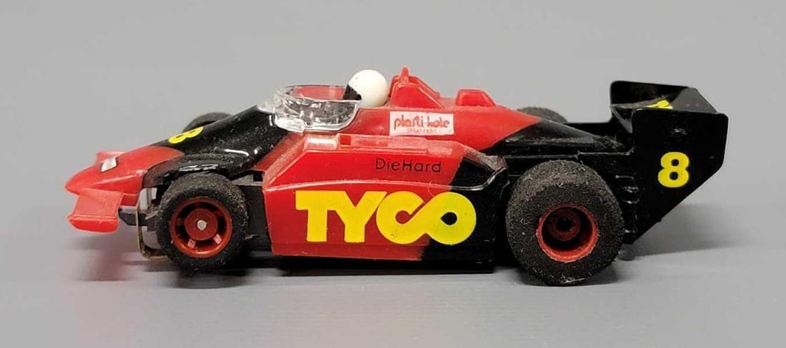 Vintage Tyco #8 Indy / F1 Slot Car: Vintage Tyco #8 Indy / F1 Slot Car in excellent to near mint condition on an unrun chassis. This has been tested with a 9 volt battery and runs perfectly.