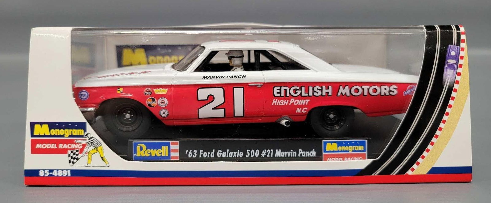 Monogram Revell '63 Ford Galaxie 500 #21 Marvin Panch 1:32 slot car in original box: Monogram Revell '63 Ford Galaxie 500 #21 Marvin Panch 1:32 slot car in original box, like new in an excellent original box, stock number 85-4891.