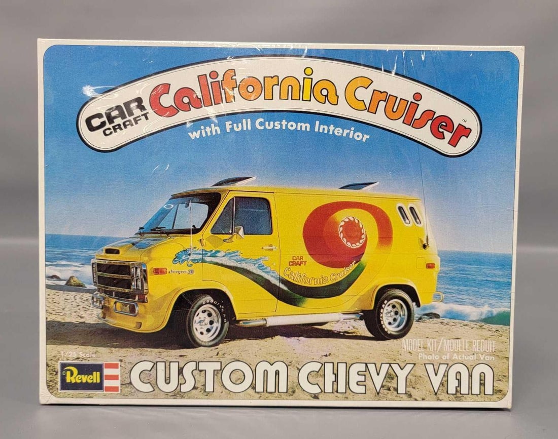 Factory sealed Revell Custom Chevy Van California Cruiser Model Kit 1/25 Scale (1 of 6)