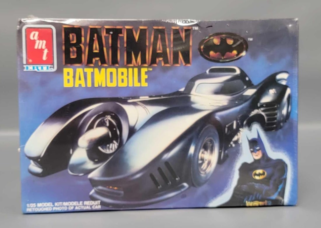 Factory sealed AMT Ertl Batman Batmobile 1/25 Scale Model Kit (1 of 6)