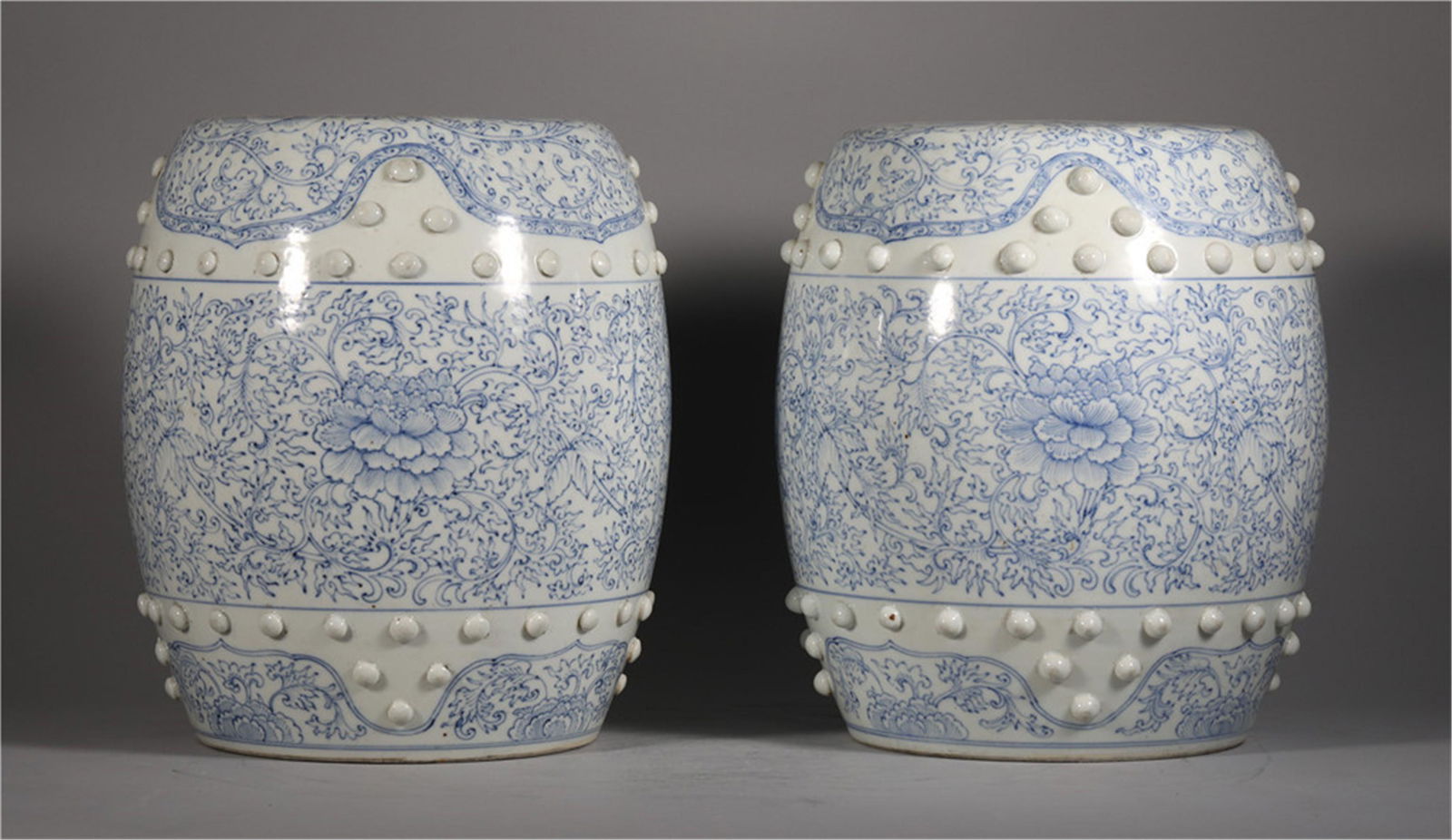 Pair Drum-shaped Stools of Qing Dynasty Daoguang Period (1 of 8)