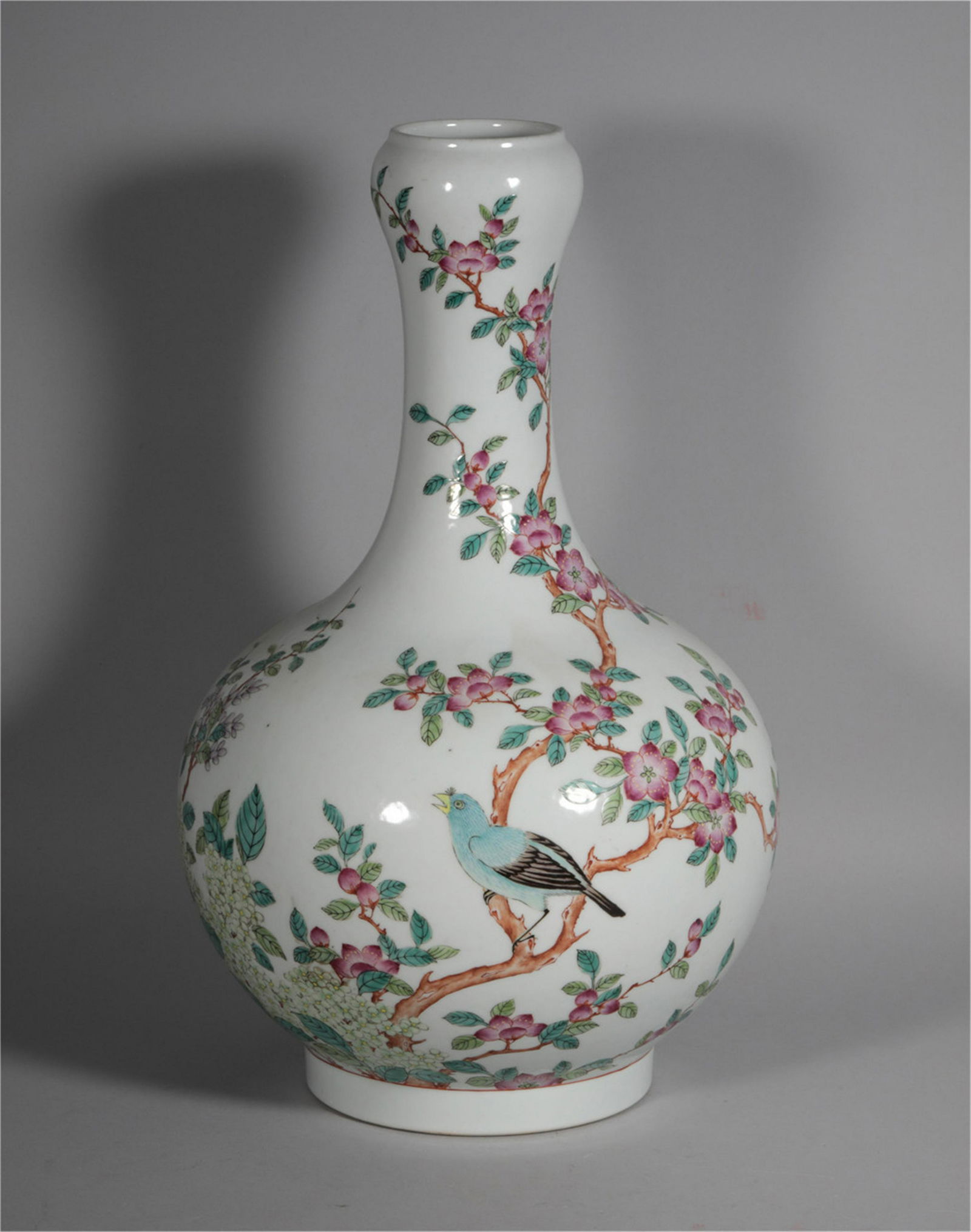 A Famille Rose Garlic Head Vase of Guangxu Period (1 of 6)