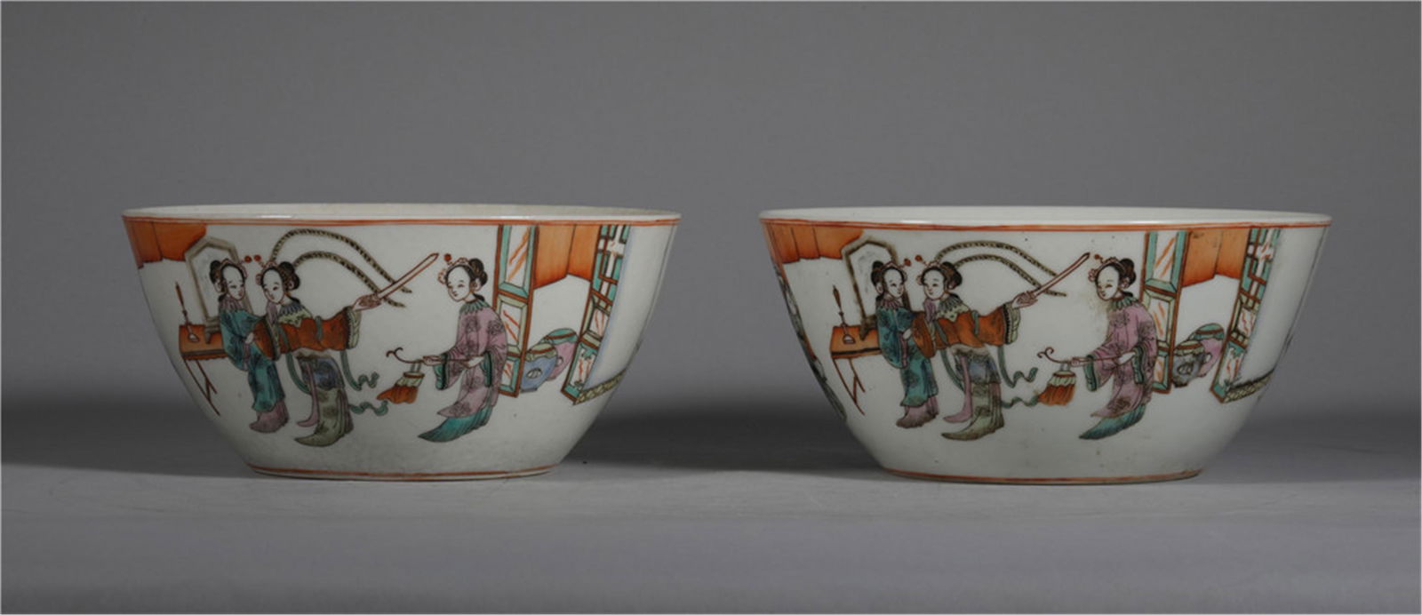 Pair Famille Rose Cups of Qing Dynasty (1 of 8)