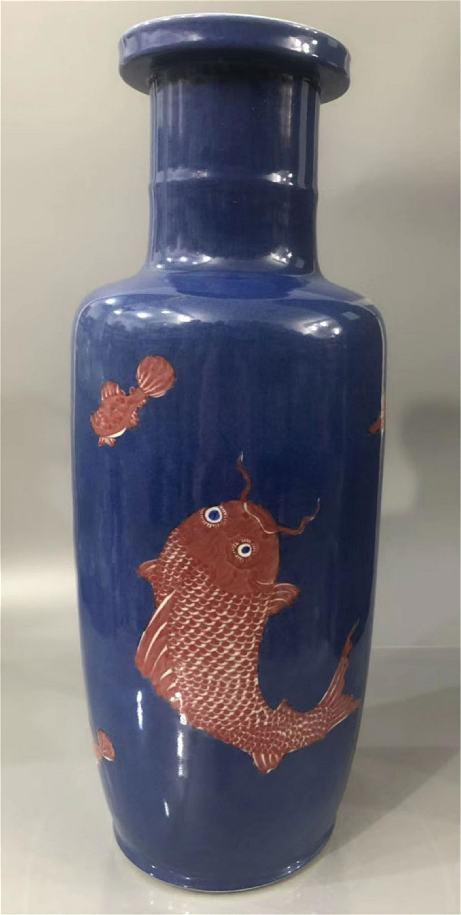 A Blue Glaze Mallet Vase of Qing Dynasty (1 of 6)