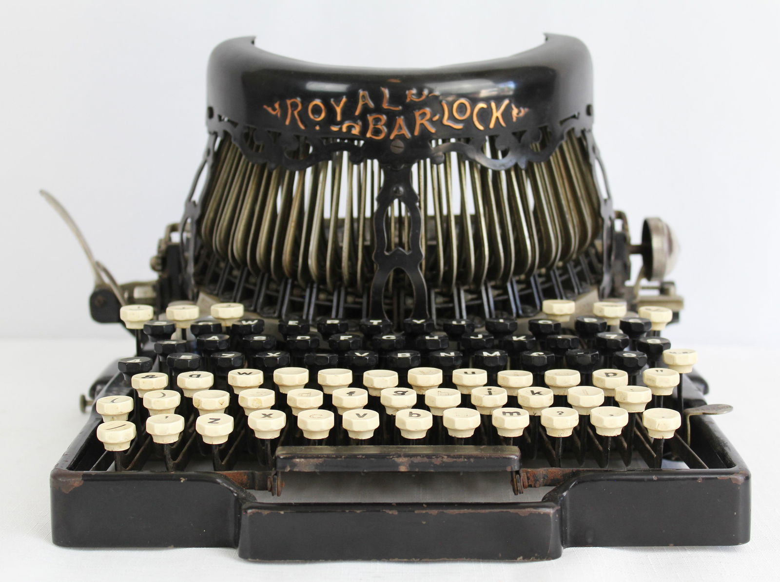 Royal Bar-Lock Typewriter (1 of 8)