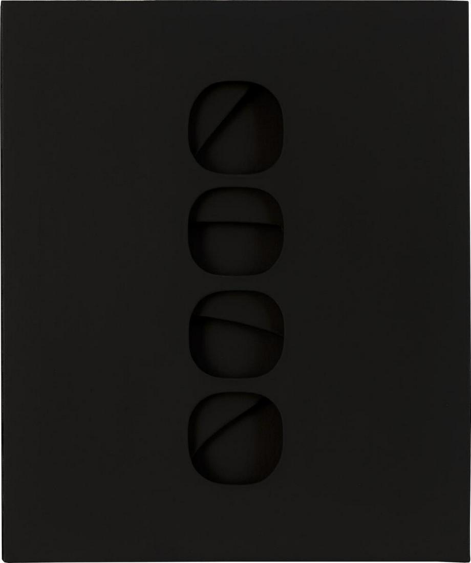 Intersuperficie curva nera: Signature and date on the back. Label of the Galerie Annemarie Verna, Zurich on the back Dimensions: H23.62 x L19.69 x P2.17 in Artist or Maker: Paolo Scheggi Medium: Black acrylic on three overlapped