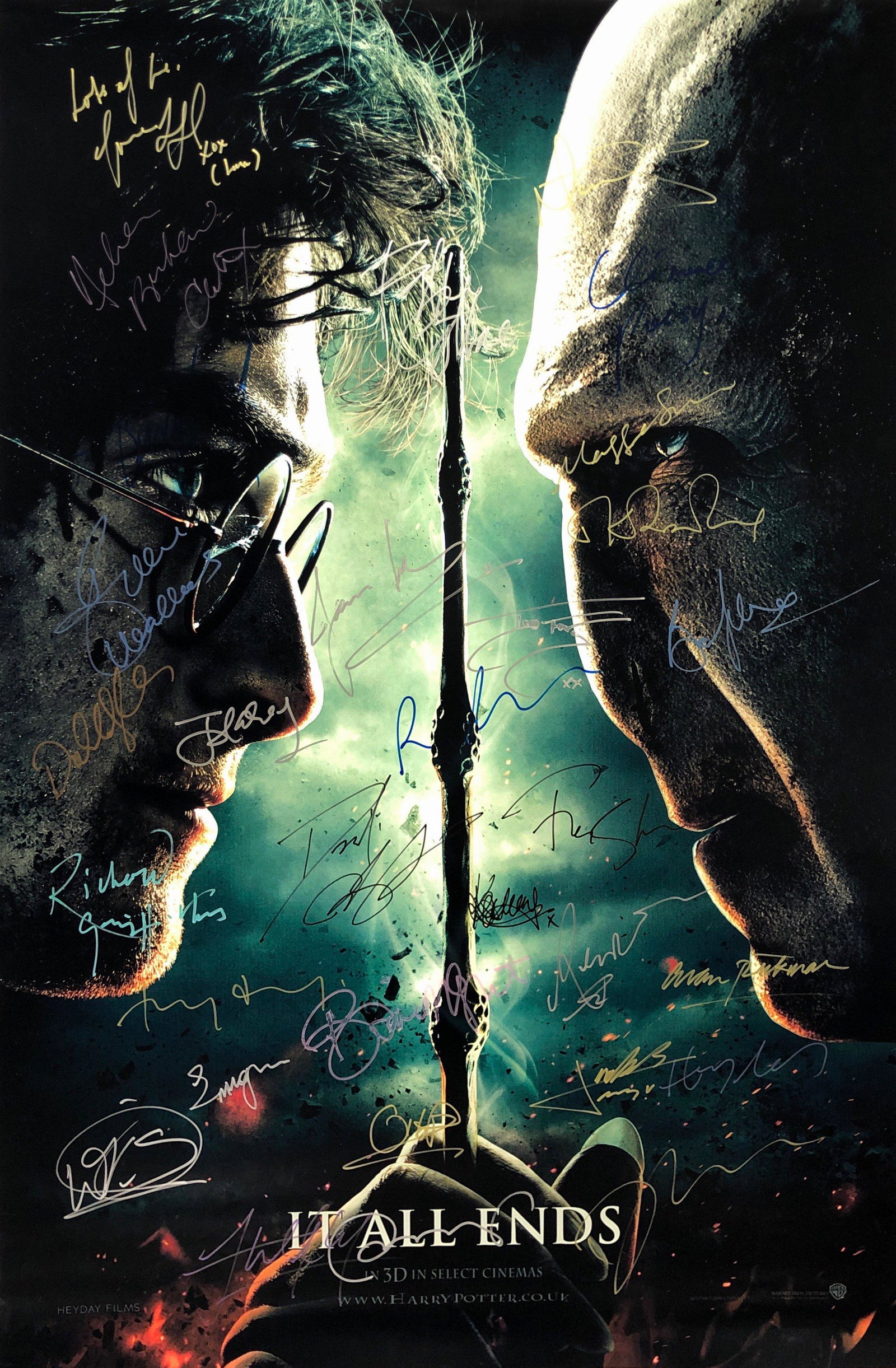 Harry Potter Deathly Hallows Pt 2 Poster C Ralph: Autographed by: Daniel Radcliffe, Rupert Grint, Emma Watson, Richard Griffiths, Fiona Shaw, Harry Melling, James Phelps, Oliver Phelps, Julie Walters, Bonniw Wright, Mark Williams, Tom Felton, Jason I