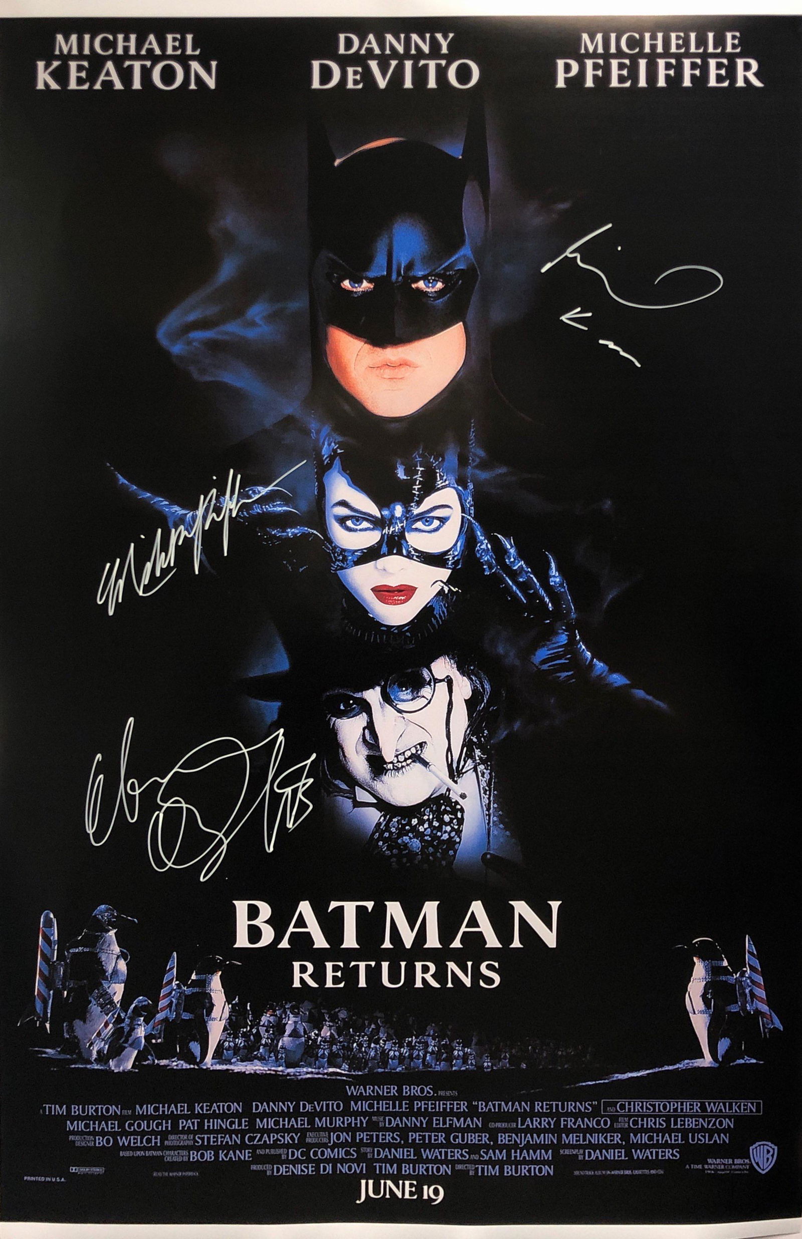 Batman Returns Michael Keaton Michelle Pfeiffer Signed: Autographed by: Michael Keaton, Michelle Pfeiffer and Danny DeVito Size: 24" x 36" All items come with COA which has professional authentication services by experts. Certificate come with unique silve
