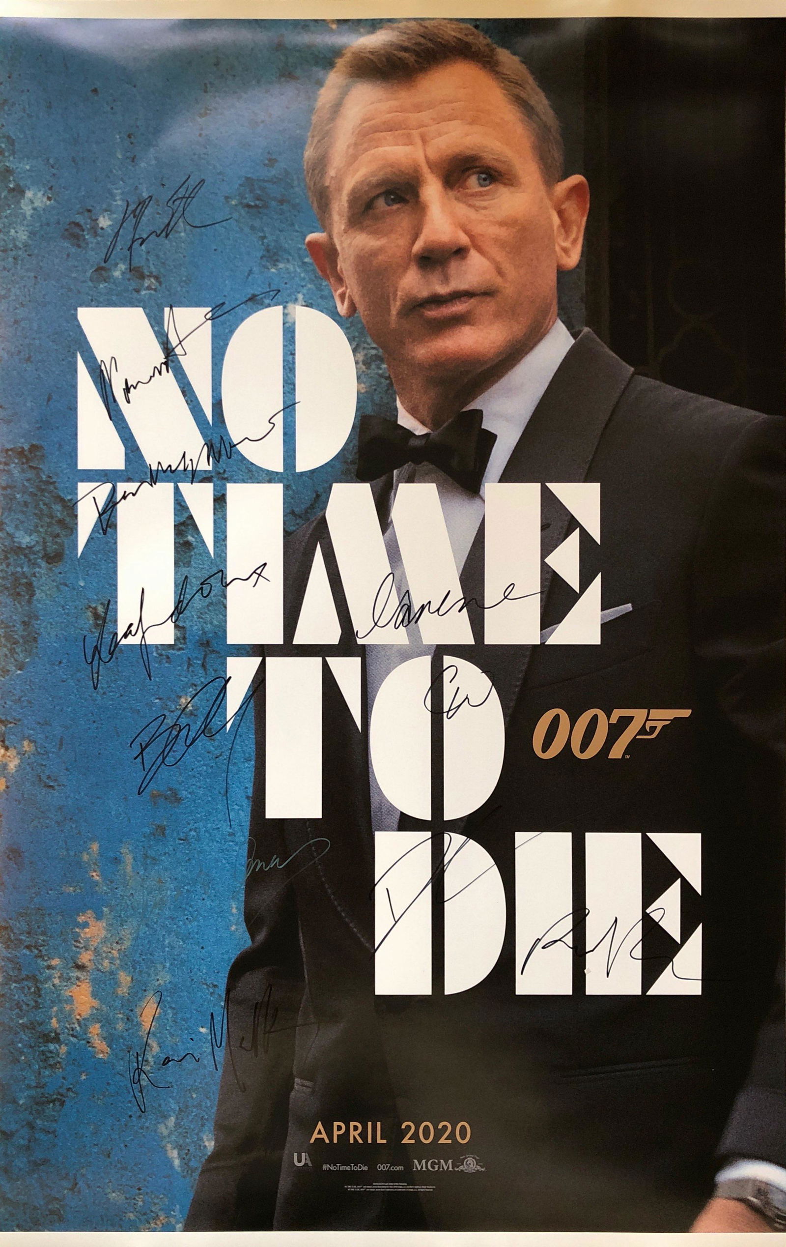 James Bond Daniel Craig No Time To Die Signed Poster: Autographed by: Ana de Armas, Daniel Craig, Rami Malek, Lea Seydoux, Billy Magnussen, Ralph Fiennes, Naomie Harris, Christoph Waltz, Jeffrey Wright, Ben Whishaw, Lashana Lynch Size: 24" x 36" All item