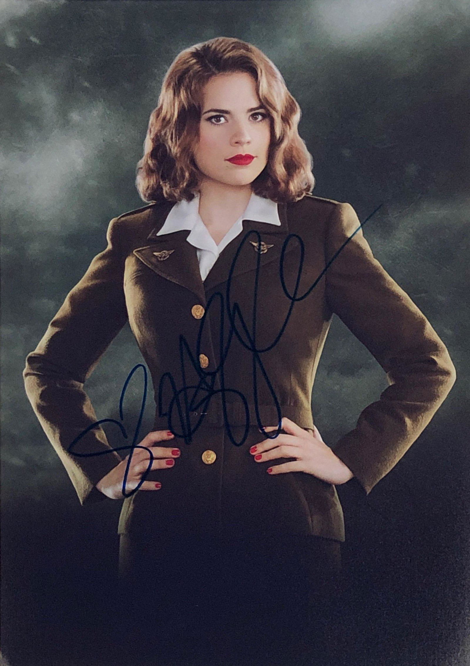 Avengers Captain America Hayley Atwell Autographed: Autographed by: Hayley Atwell Size: 8" x 10" All items come with COA which has professional authentication services by experts. Certificate come with unique silver hologram and serial number autograph