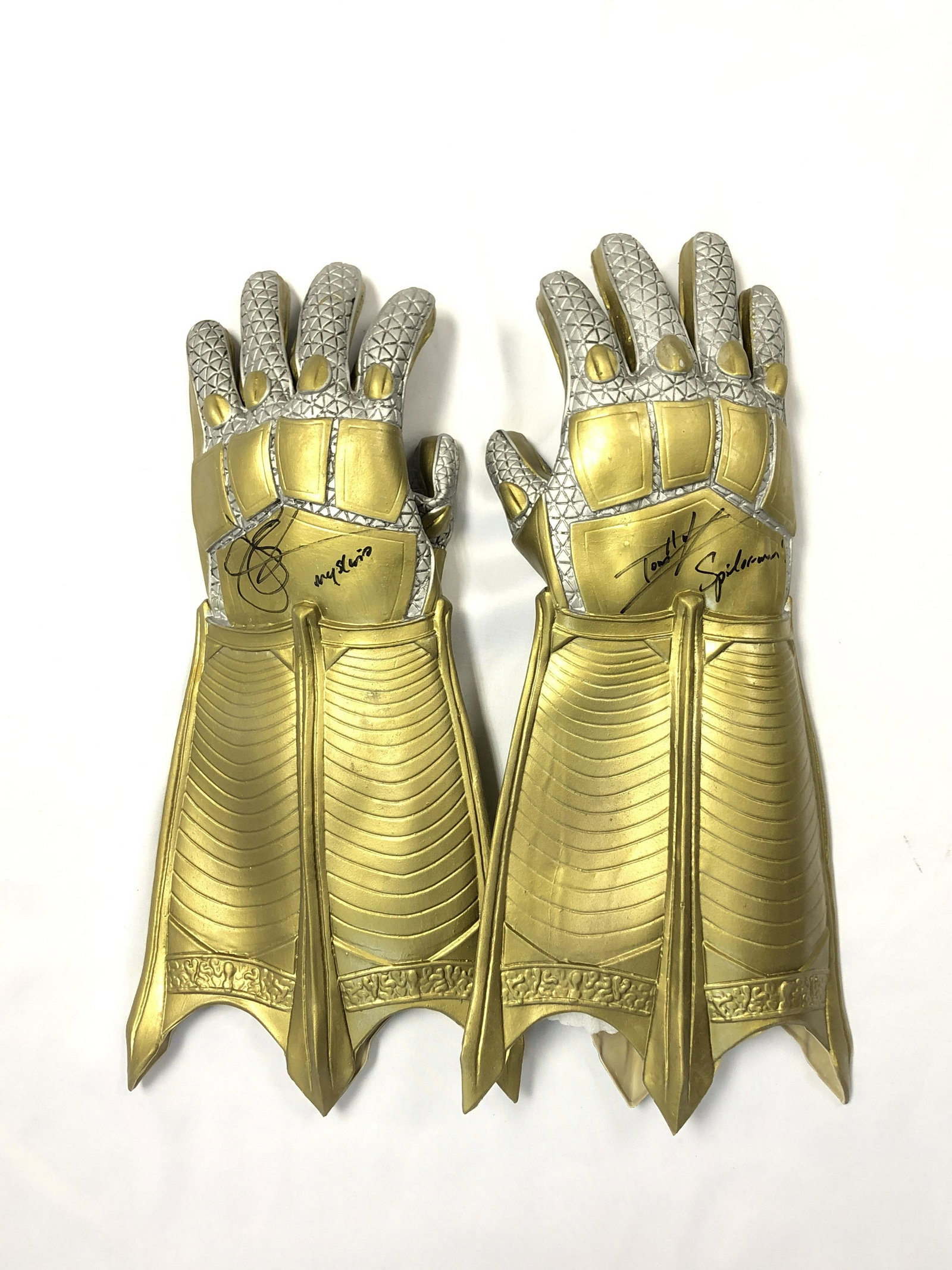 Spiderman Mysterio Gloves Autographed Signed: Autographed by: Tom Holland and Jake Gyllenhaal All items come with COA which has professional authentication services by experts. Certificate come with unique silver hologram and serial number autogr