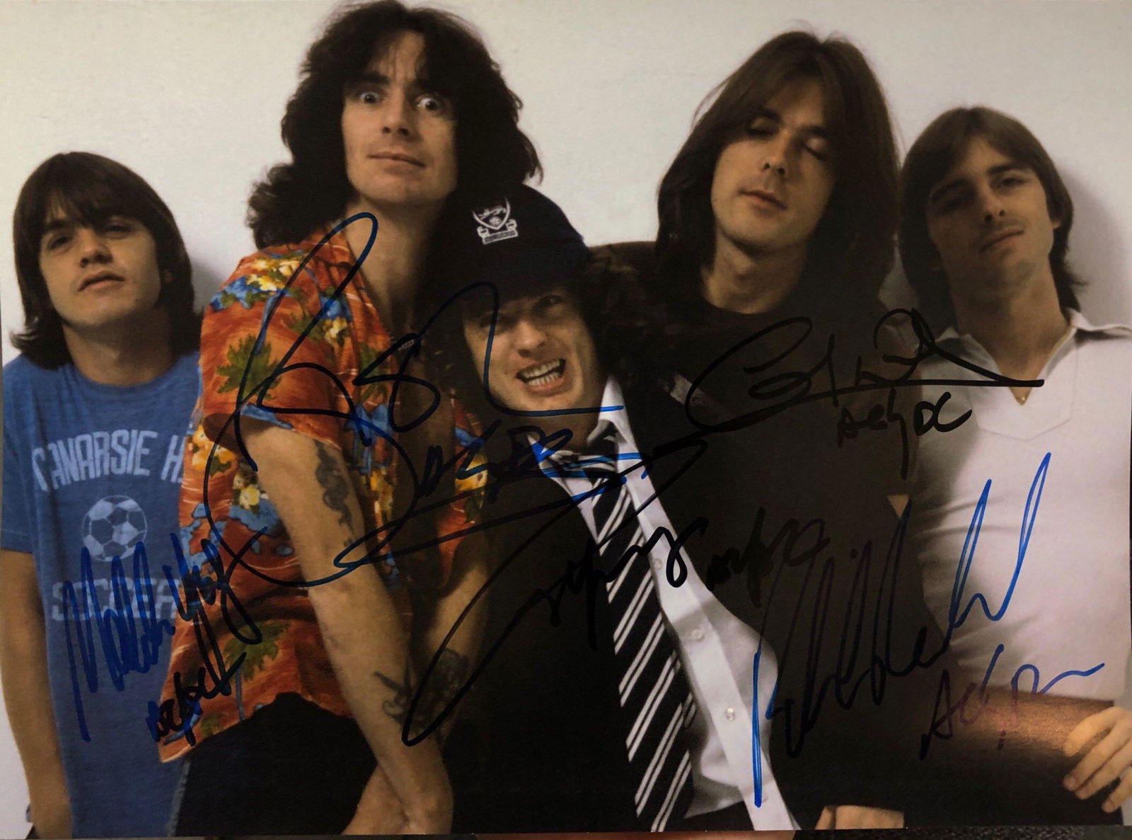 AC/DC Phil Rudd Angus Young Autograph Signed Photo - Feb 16, 2020 ...