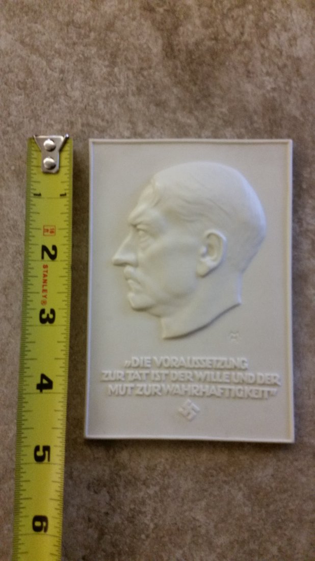 Adolf Hitler Porcelain Plaque By Rosenthal - WWII: Adolf Hitler Porcelain Plaque By Rosenthal Porcelain Company based in Selb, Bavaria. Fine art piece made from white porcelain with Hitler bust's profile and Führer's quote in relief "Die Voraussetzun
